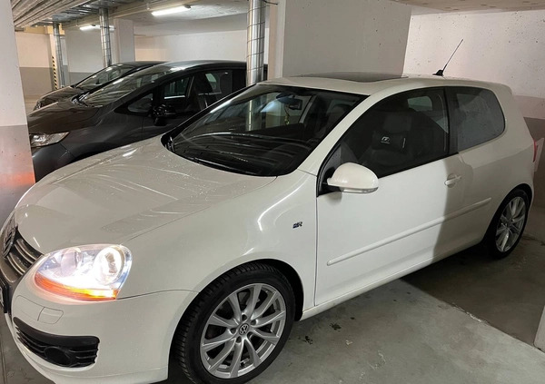 Volkswagen Golf cena 26500 przebieg: 259200, rok produkcji 2007 z Kock małe 407
